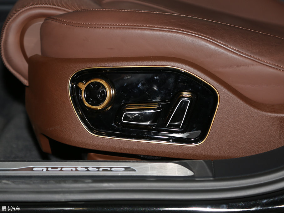 2017WA8 50 TFSI quattro A