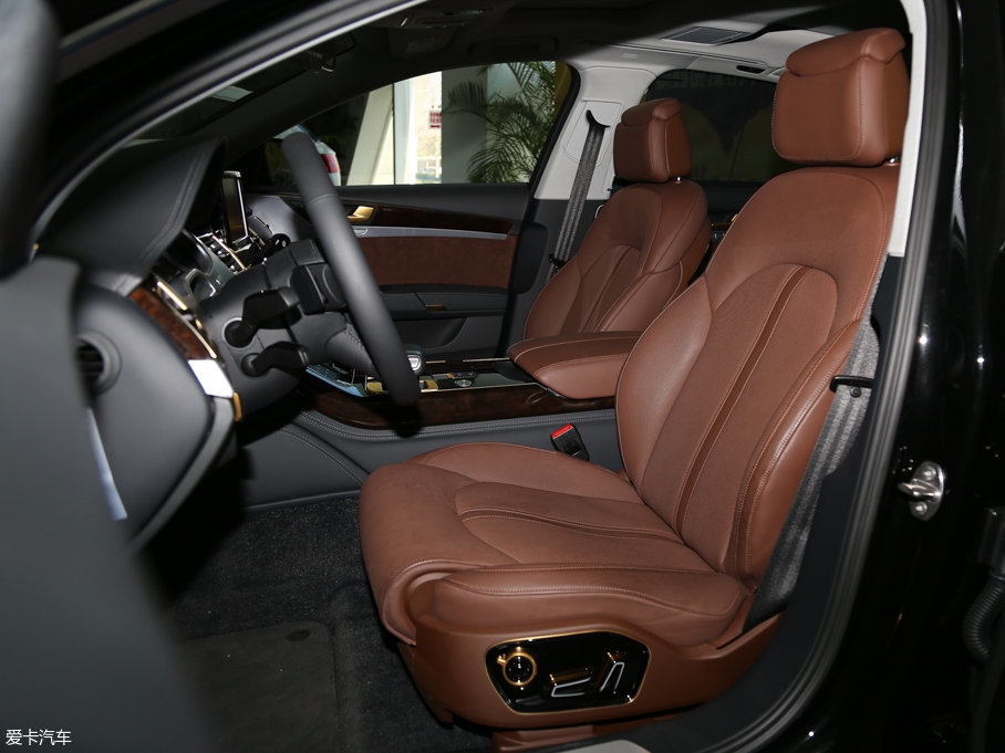 2017WA8 50 TFSI quattro A