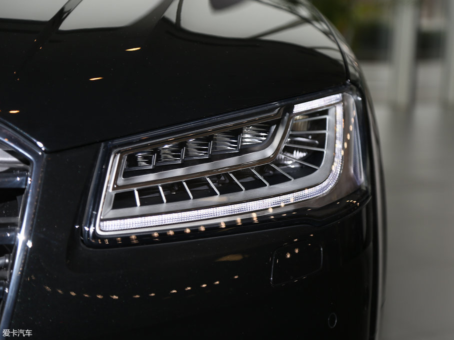 2017WA8 50 TFSI quattro F