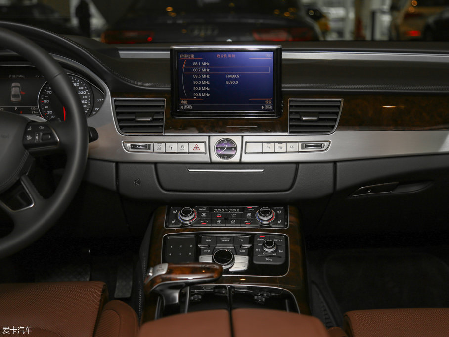 2017?yun)WA8 50 TFSI quattro F