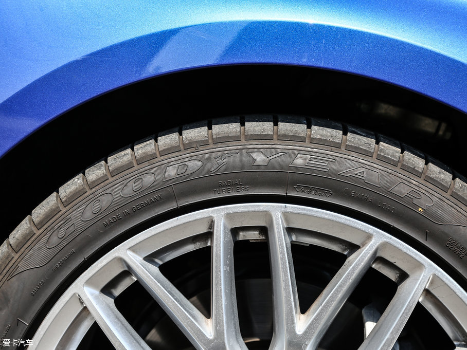 2017WA8 50 TFSI quattro F