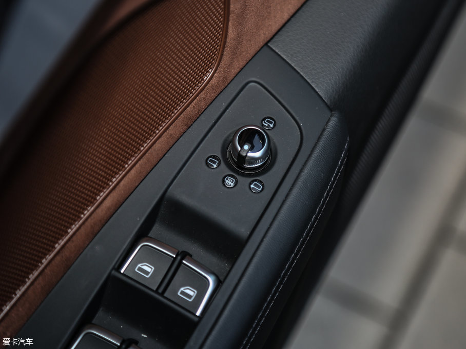 2017WA8 50 TFSI quattro F