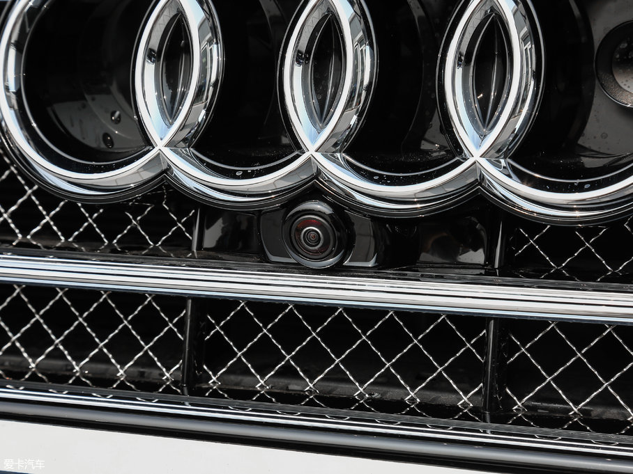 2017WA8 6.3L W12 quattro Ş