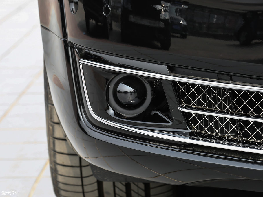 2017WA8 6.3L W12 quattro Ş