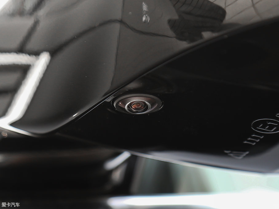 2017?yun)WA8 6.3L W12 quattro Ş