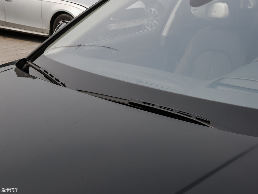 2017WA8 6.3L W12 quattro Ş