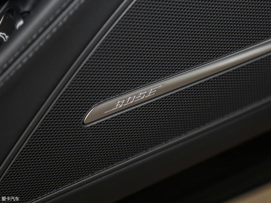 2017WA8 6.3L W12 quattro Ş