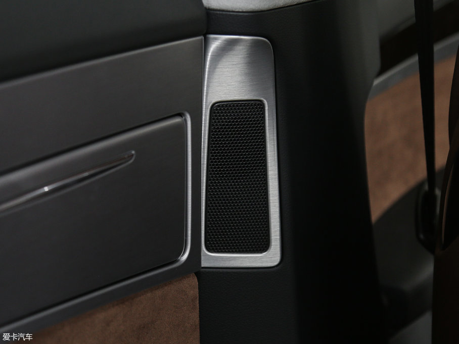 2017WA8 6.3L W12 quattro Ş