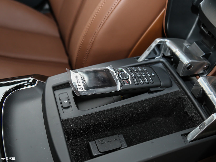 2017WA8 6.3L W12 quattro Ş