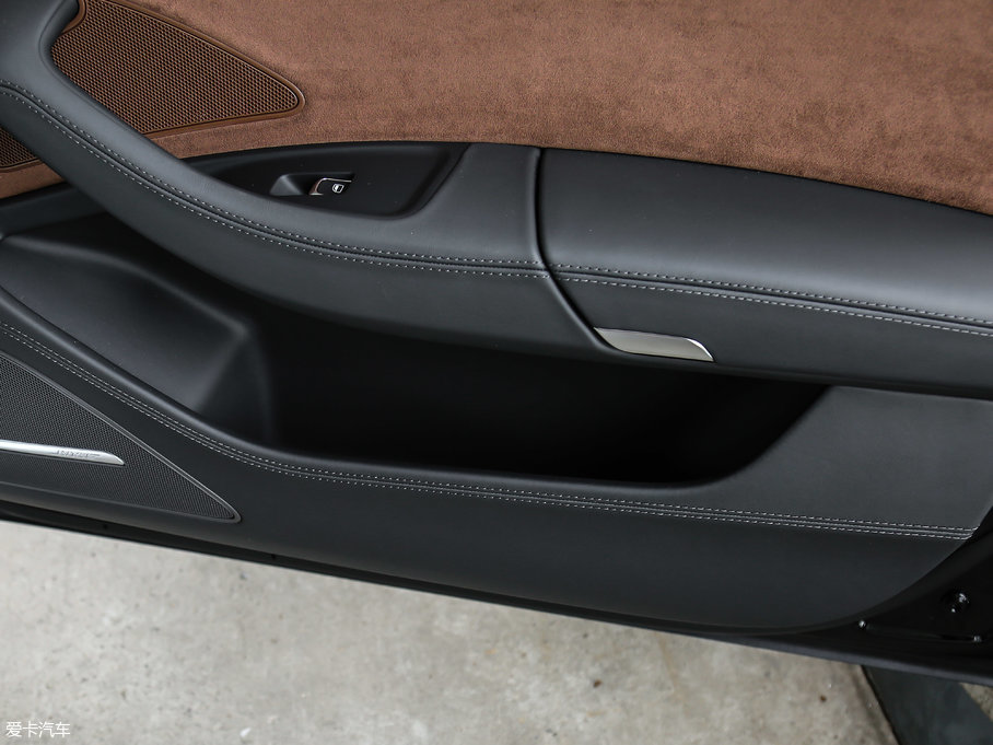 2017WA8 6.3L W12 quattro Ş