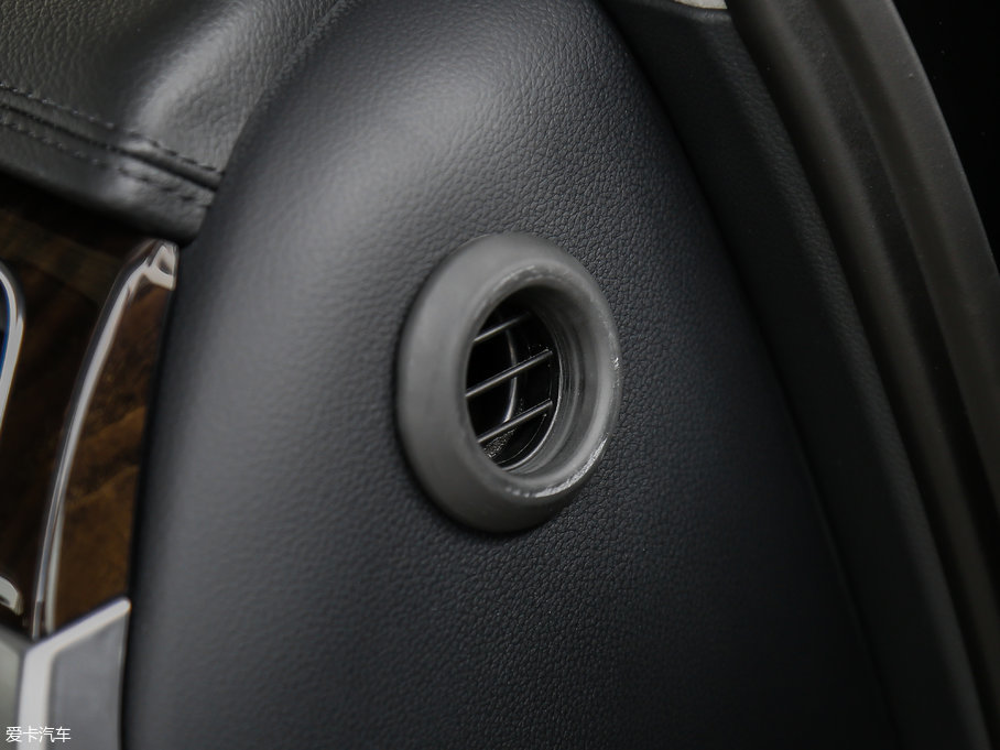 2017WA8 6.3L W12 quattro Ş