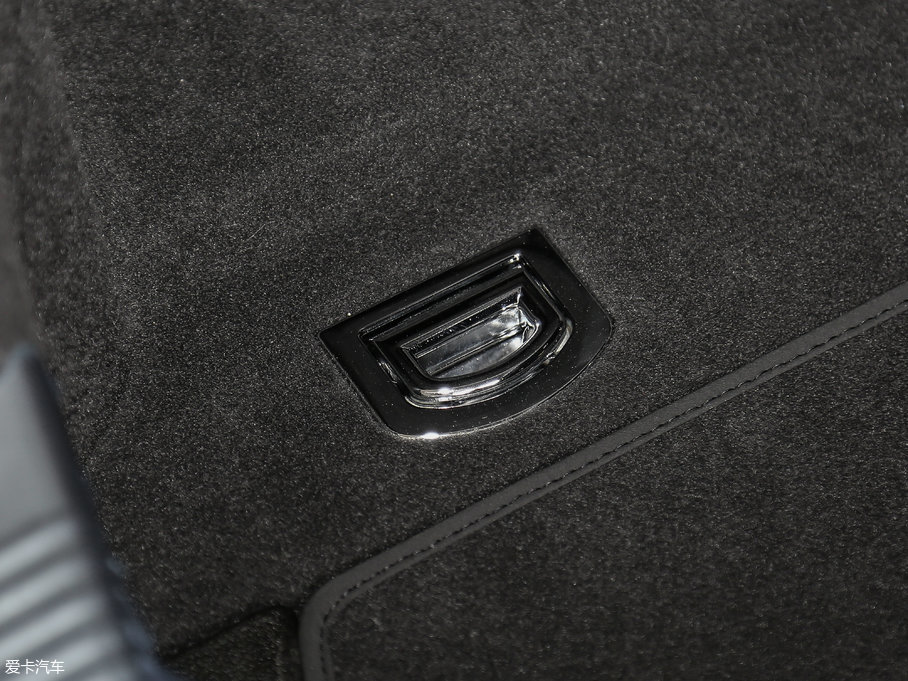 2017WA8 6.3L W12 quattro Ş