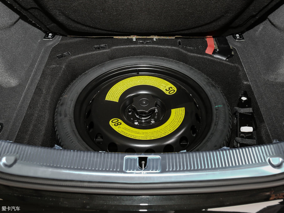 2017WA8 6.3L W12 quattro Ş