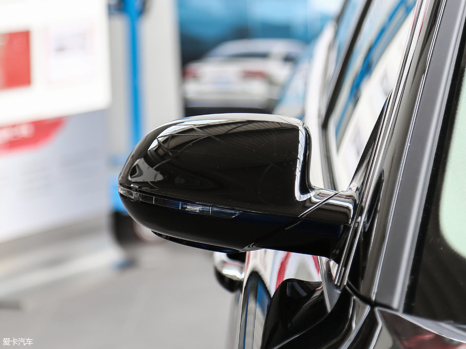 2017WA8 45 TFSI quattro m