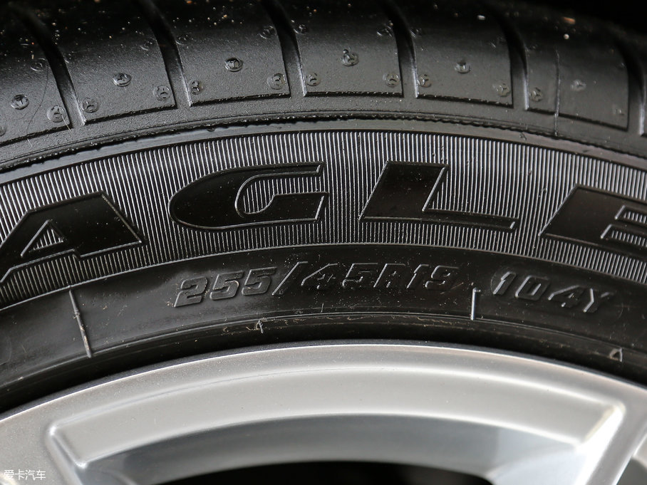 2017WA8 45 TFSI quattro m