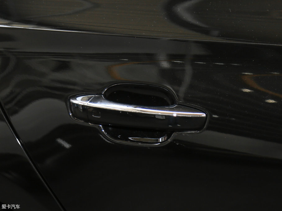 2017WA8 45 TFSI quattro m