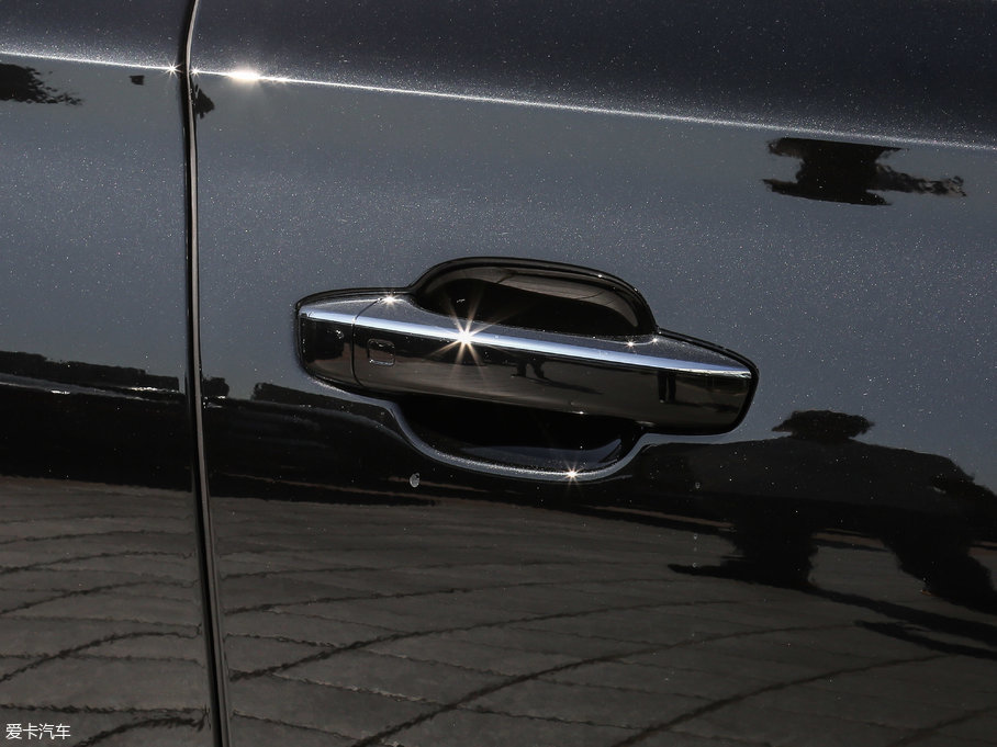 2017?yun)WA8 45 TFSI quattro I(lng)ȾӢ