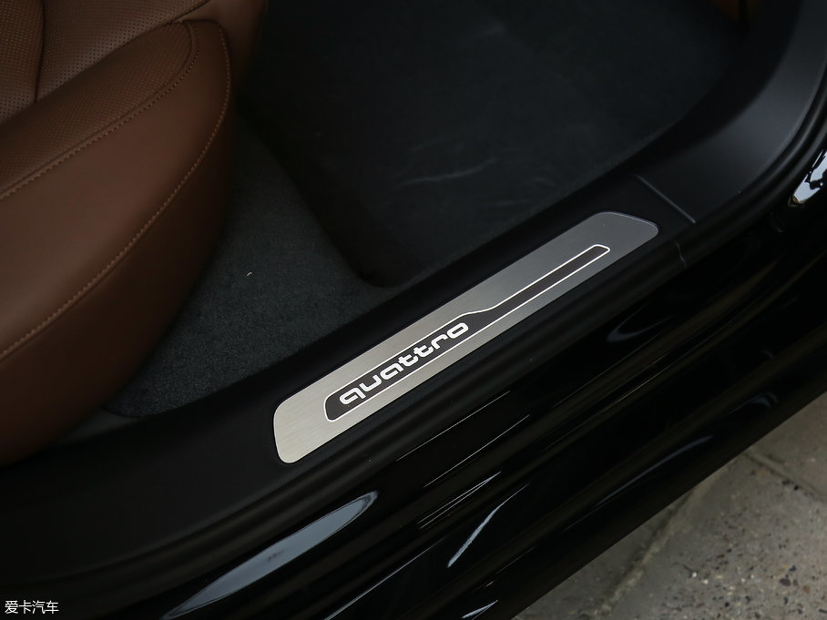 2017WA8 45 TFSI quattro IȾӢ