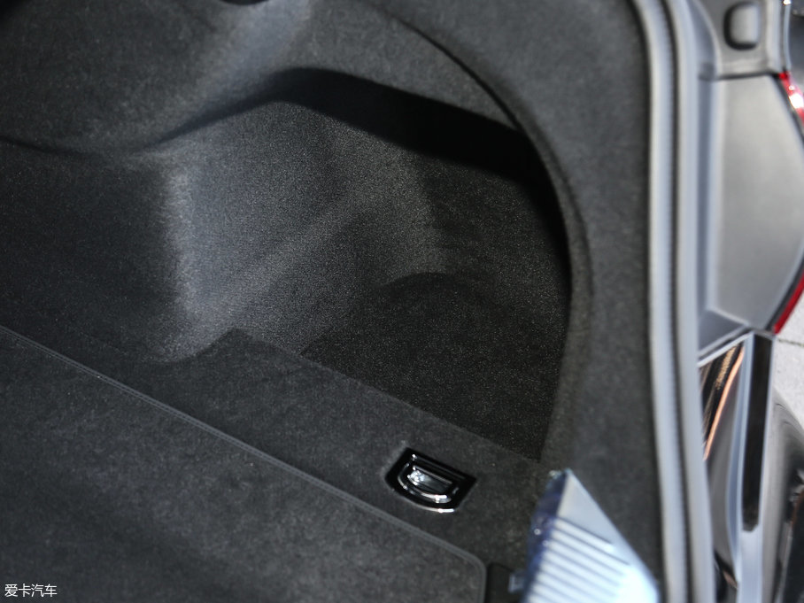 2017WA8 45 TFSI quattro I(lng)ȾӢ