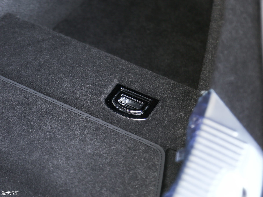 2017WA8 45 TFSI quattro I(lng)ȾӢ