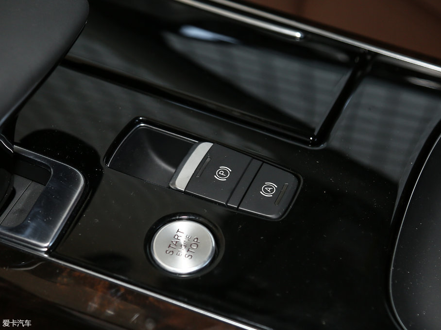 2017?yun)WA8 45 TFSI quattro I(lng)ȾӢ