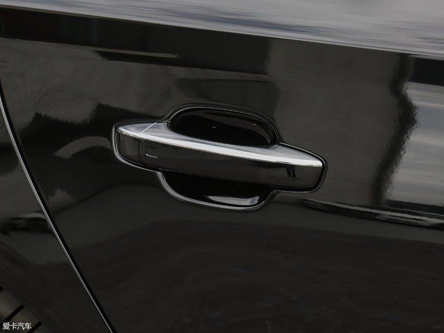 2017WA8 45 TFSI quattro A