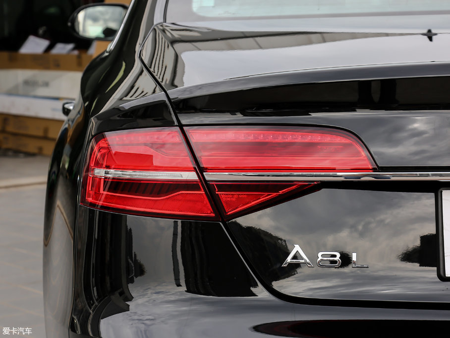 2017WA8 45 TFSI quattro A