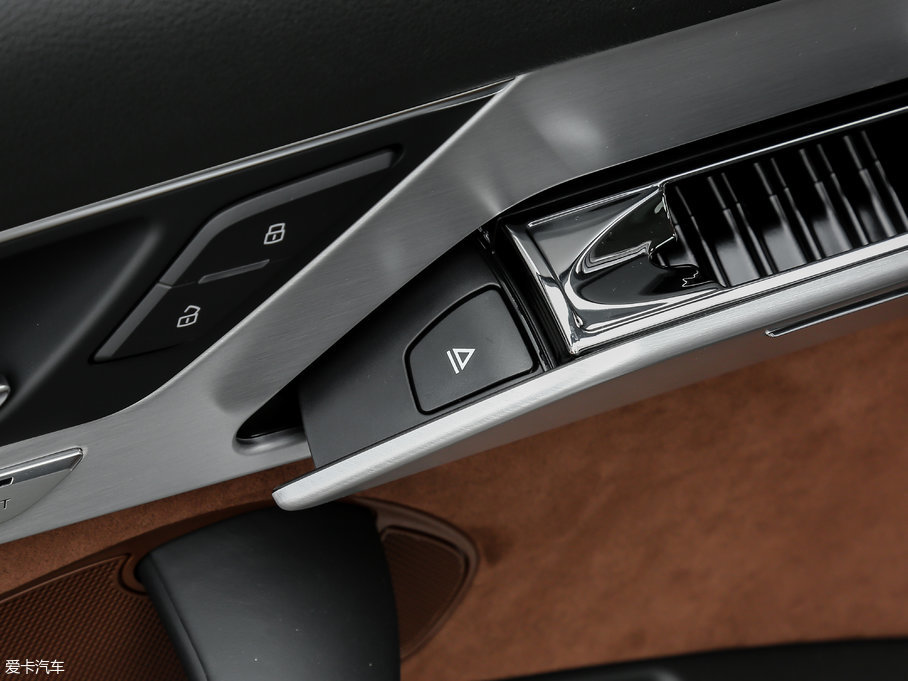 2017?yun)WA8 45 TFSI quattro A