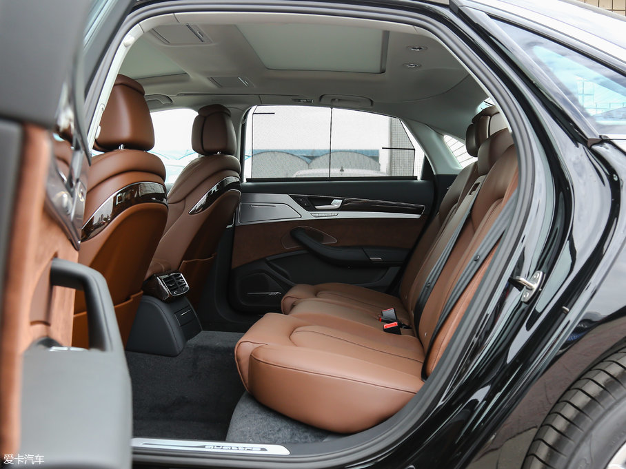 2017WA8 45 TFSI quattro A