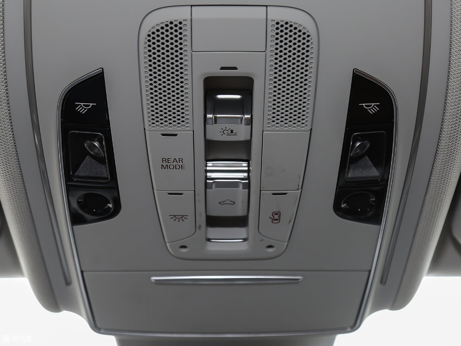 2017WA8 45 TFSI quattro A