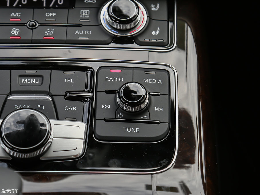 2017WA8 45 TFSI quattro A