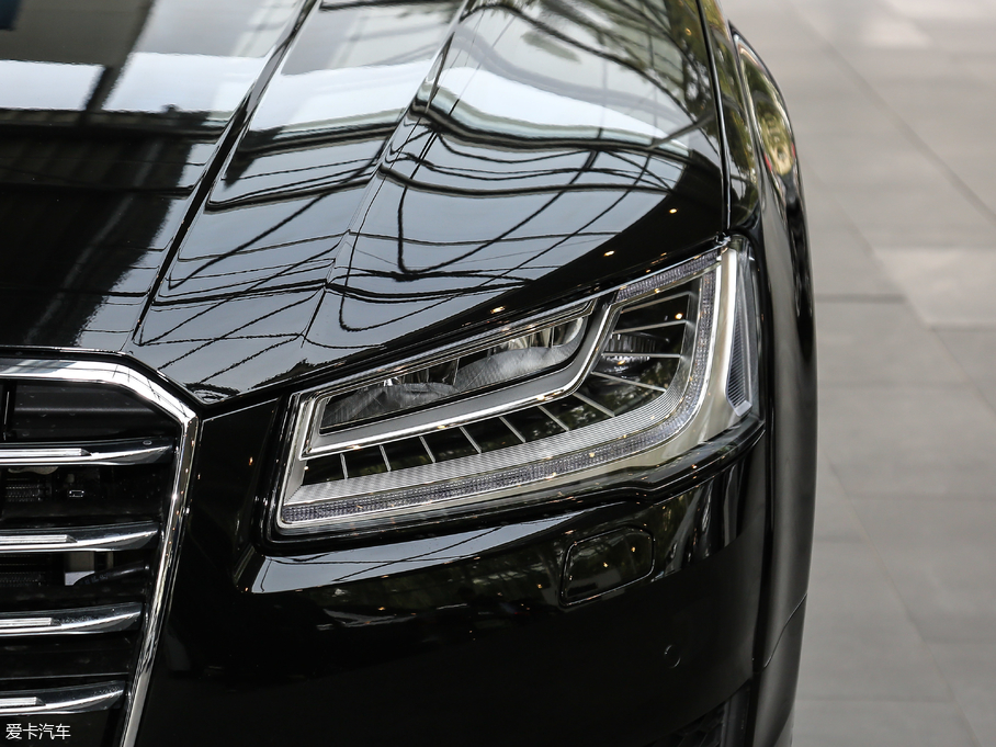 2017?yun)WA8 45 TFSI quattro ׿Խh