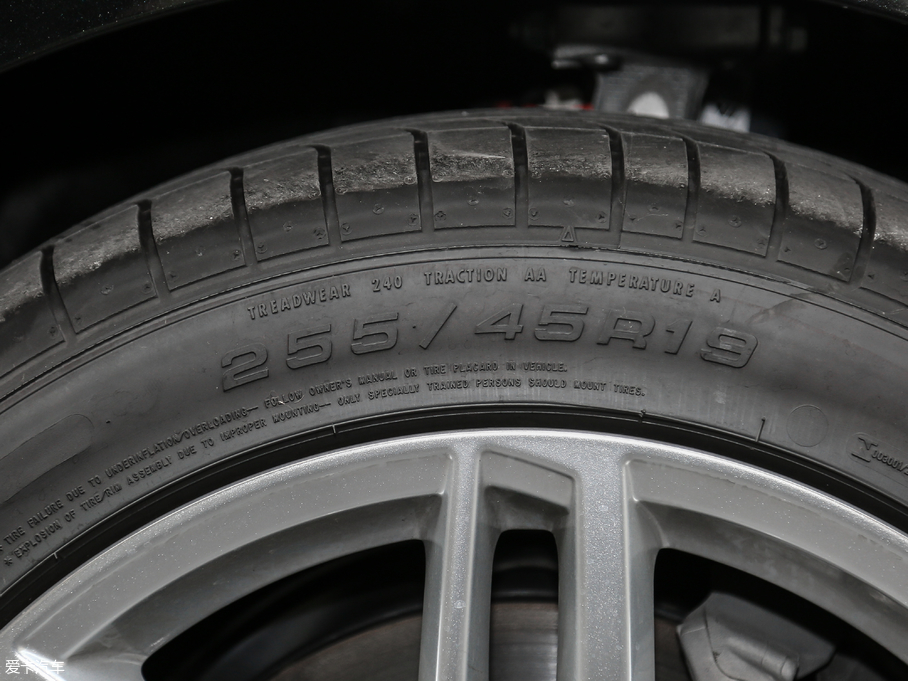 2017WA8 45 TFSI quattro ׿Խh