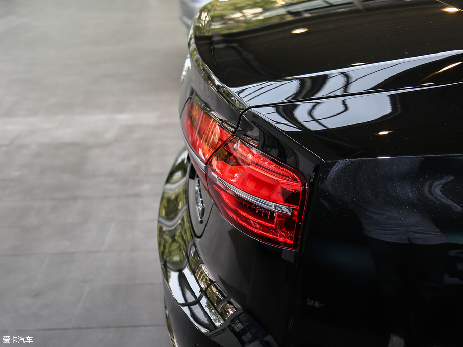 2017WA8 45 TFSI quattro ׿Խh