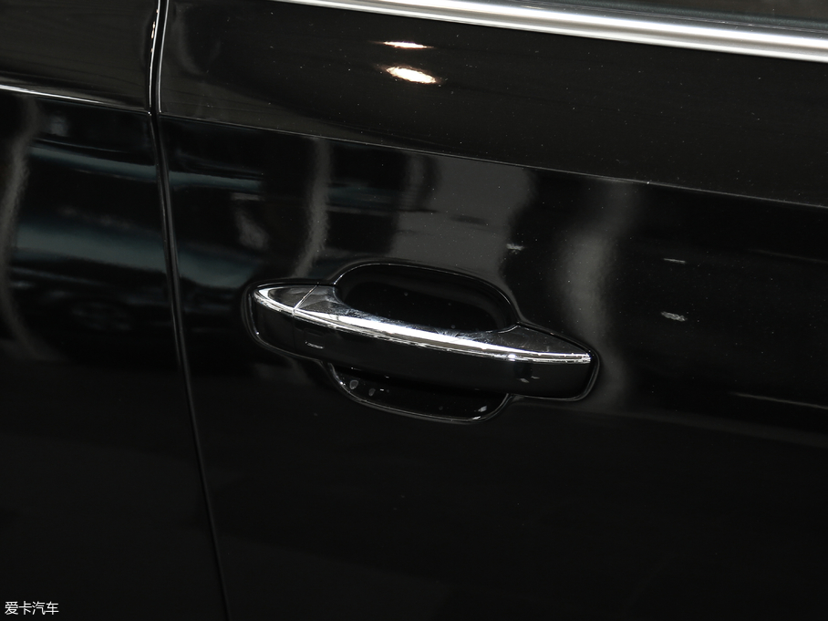 2017WA8 45 TFSI quattro ׿Խh