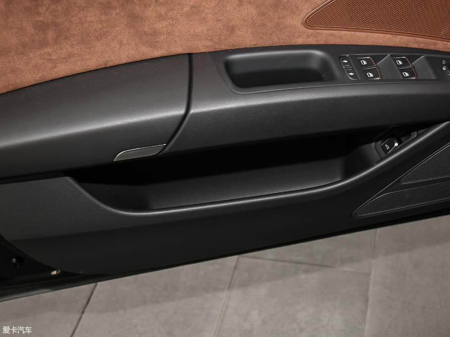 2017?yun)WA8 45 TFSI quattro ׿Խh