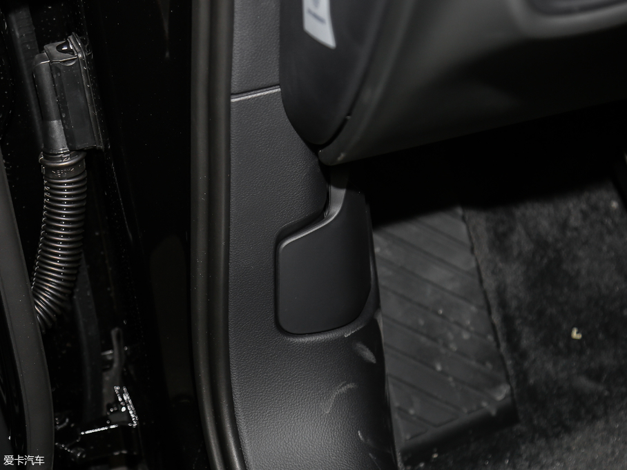 2017WA8 45 TFSI quattro ׿Խh