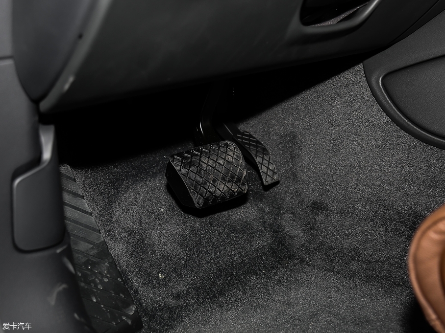 2017?yun)WA8 45 TFSI quattro ׿Խh