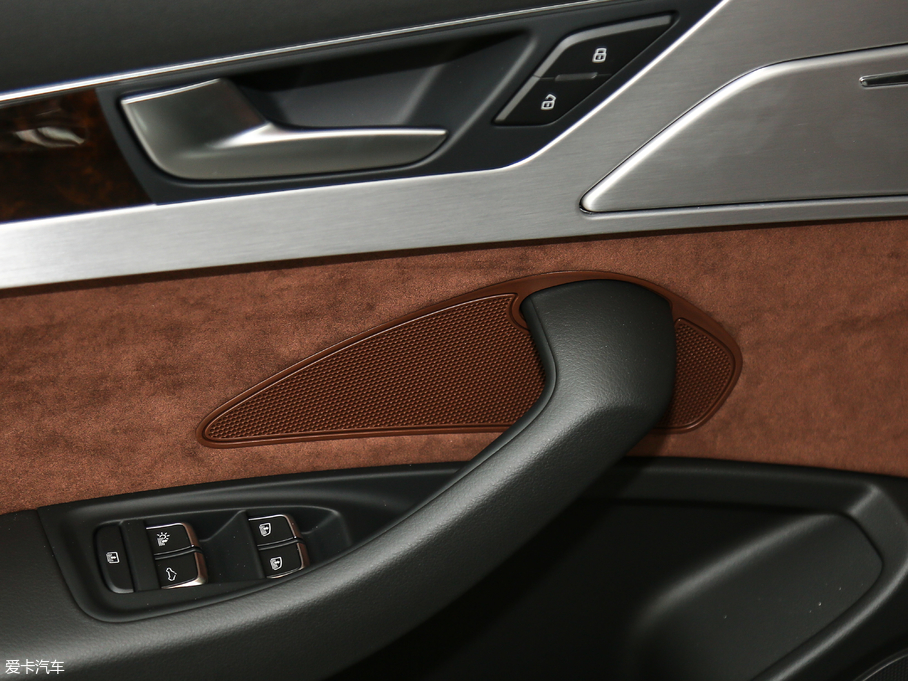 2017?yun)WA8 45 TFSI quattro ׿Խh