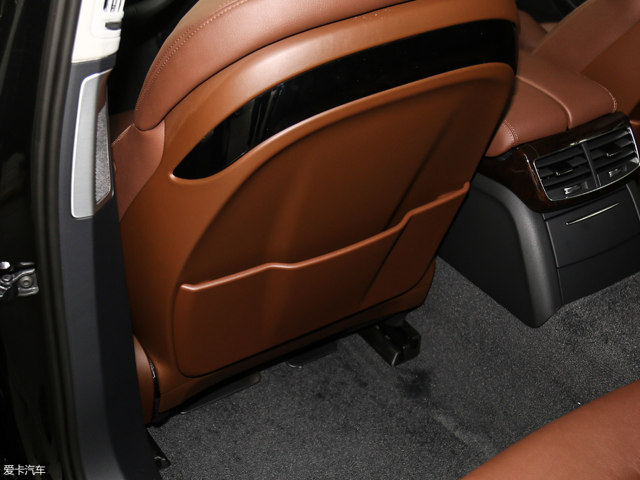 2017WA8 45 TFSI quattro ׿Խh