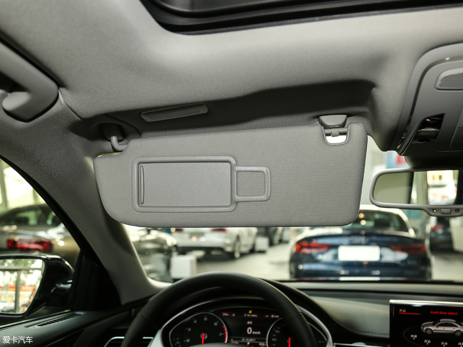 2017WA8 45 TFSI quattro ׿Խh