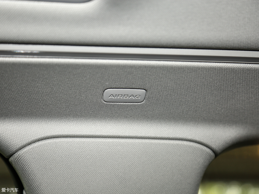 2017?yun)WA8 45 TFSI quattro ׿Խh