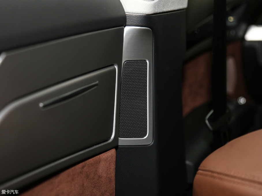 2017WA8 45 TFSI quattro ׿Խh