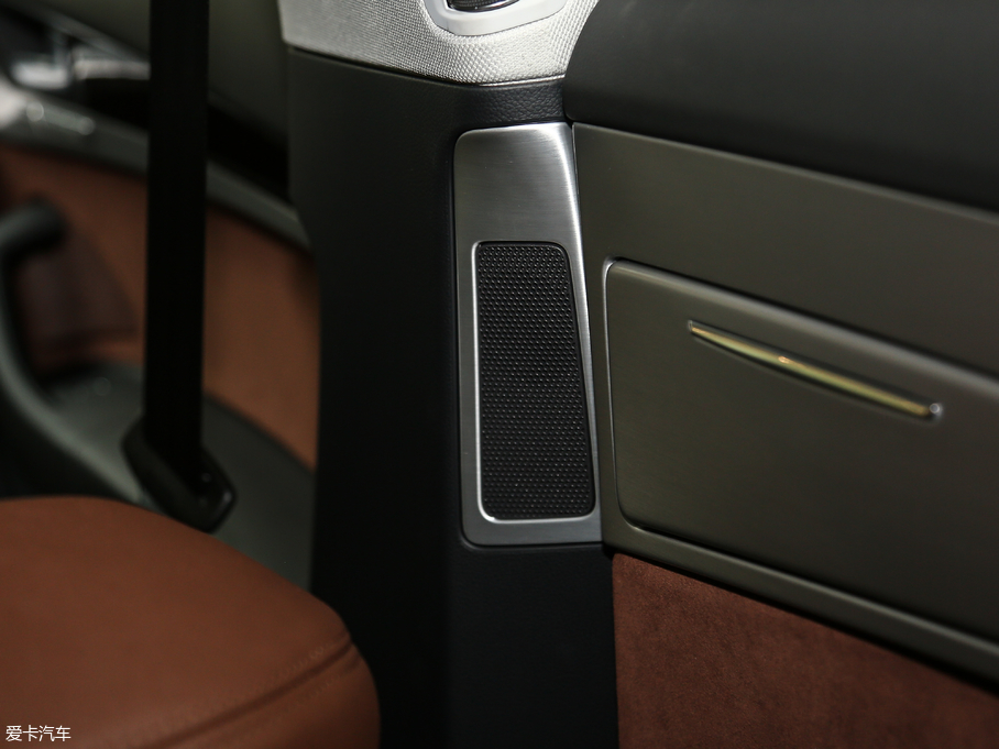 2017WA8 45 TFSI quattro ׿Խh