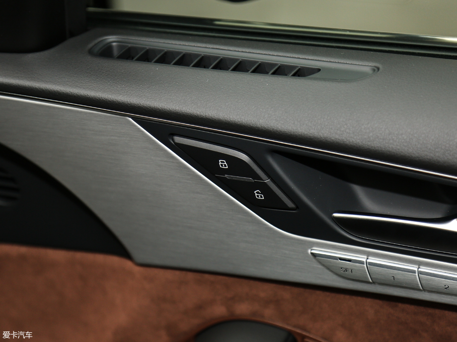 2017?yun)WA8 45 TFSI quattro ׿Խh