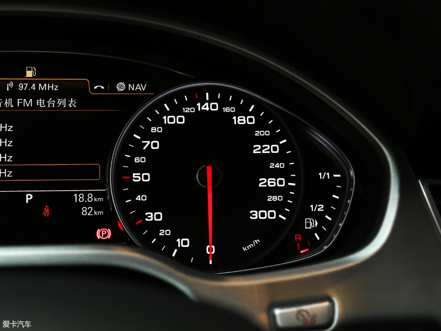 2017WA8 45 TFSI quattro ׿Խh