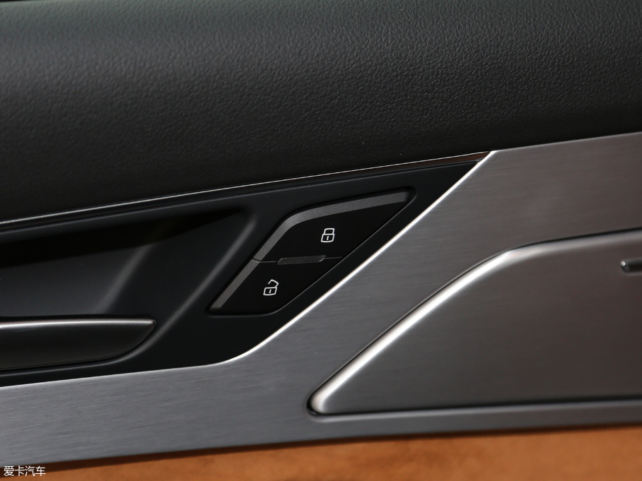 2017WA8 45 TFSI quattro ׿Խhذ