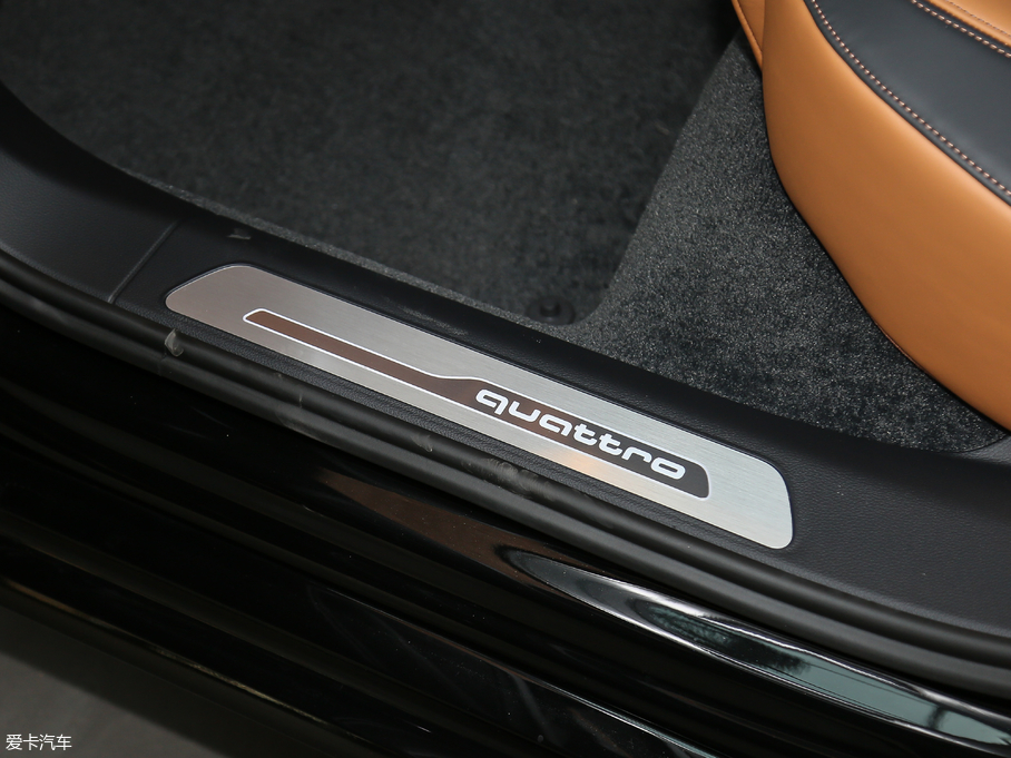 2017?yun)WA8 45 TFSI quattro ׿Խhذ