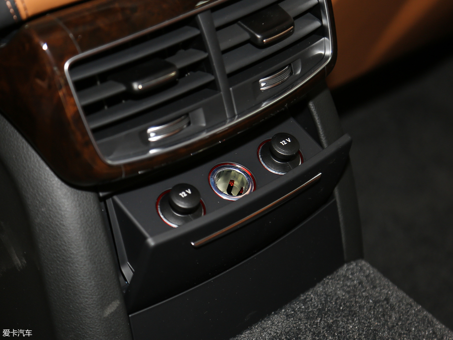 2017WA8 45 TFSI quattro ׿Խhذ