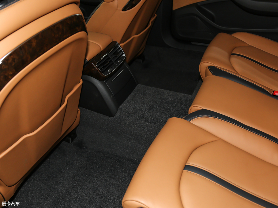 2017WA8 45 TFSI quattro ׿Խhذ